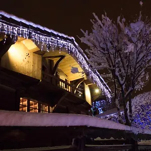 Les Greniers Du Mont Blanc Chalet