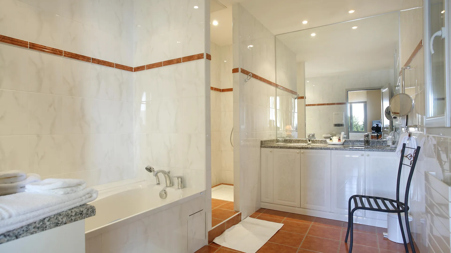 Hotellerie Beau Rivage Condrieu Hotel