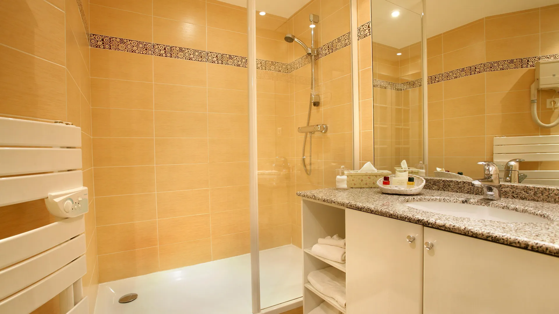 Hotellerie Beau Rivage Condrieu 4*,
