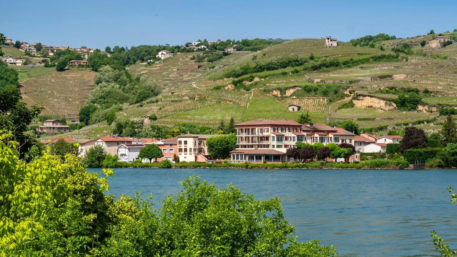 Hotel Beau Rivage Кондриё Франция