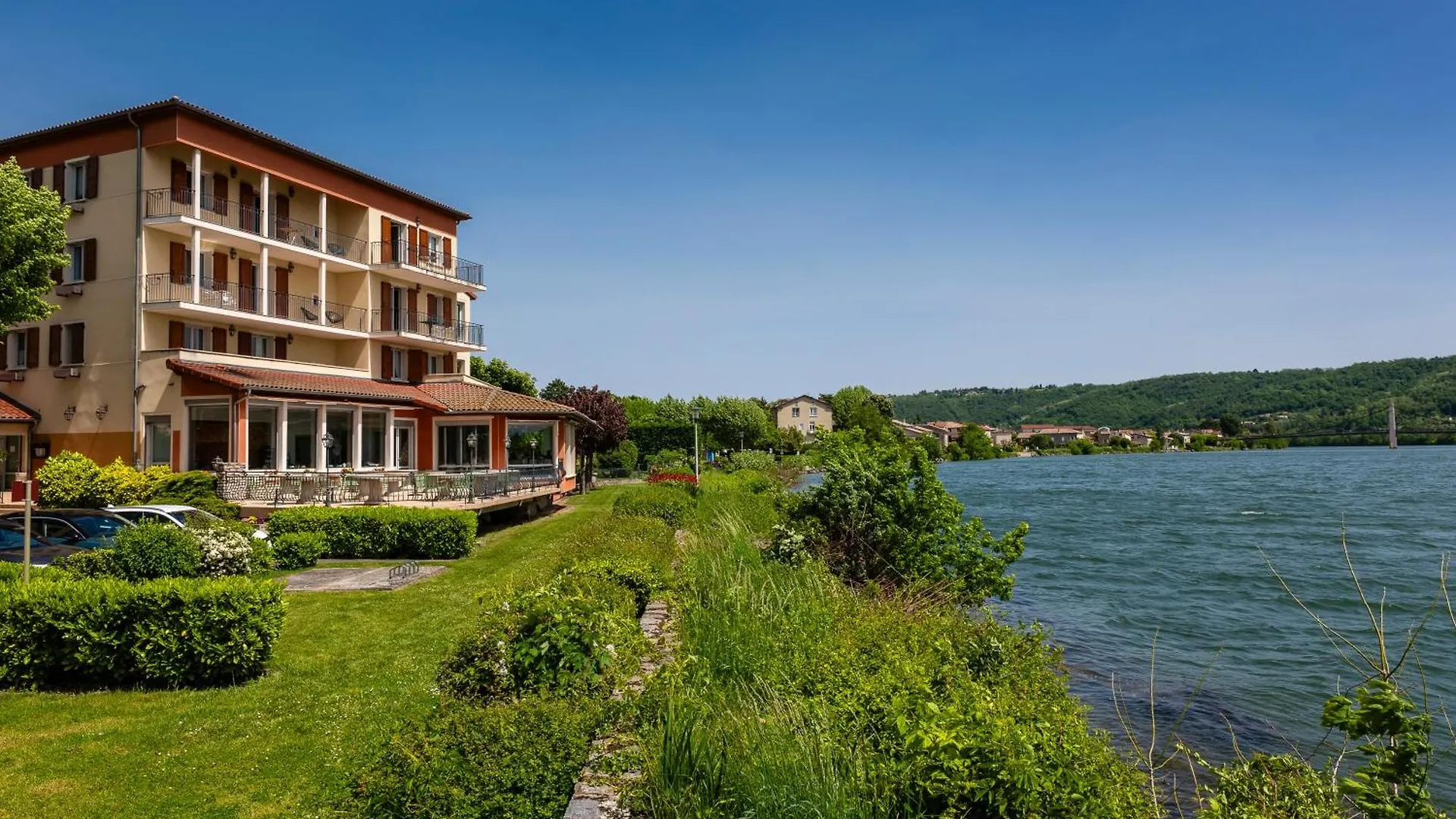 Hotel Beau Rivage Кондриё