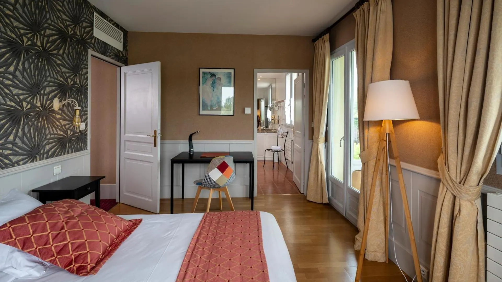 Hotel Beau Rivage Кондриё 4*,