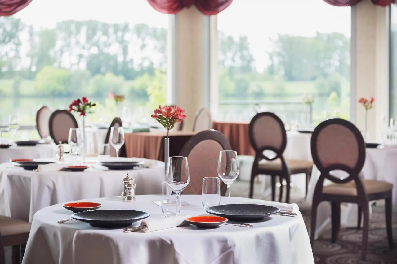 Hotellerie Beau Rivage Condrieu